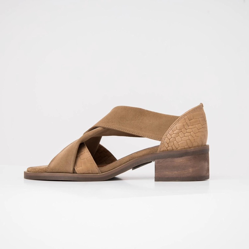 SANDALIA MUJER CUERO  TORTOLITA TAUPE - 3