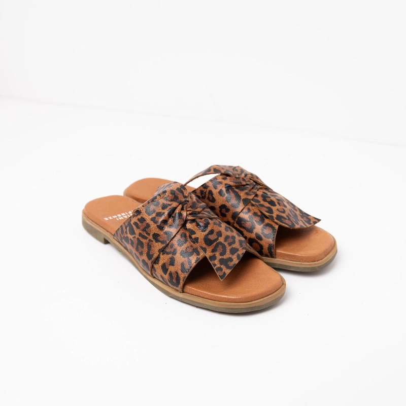 SANDALIA CUERO MUJER  FIOFIO LEOPARDO - 2