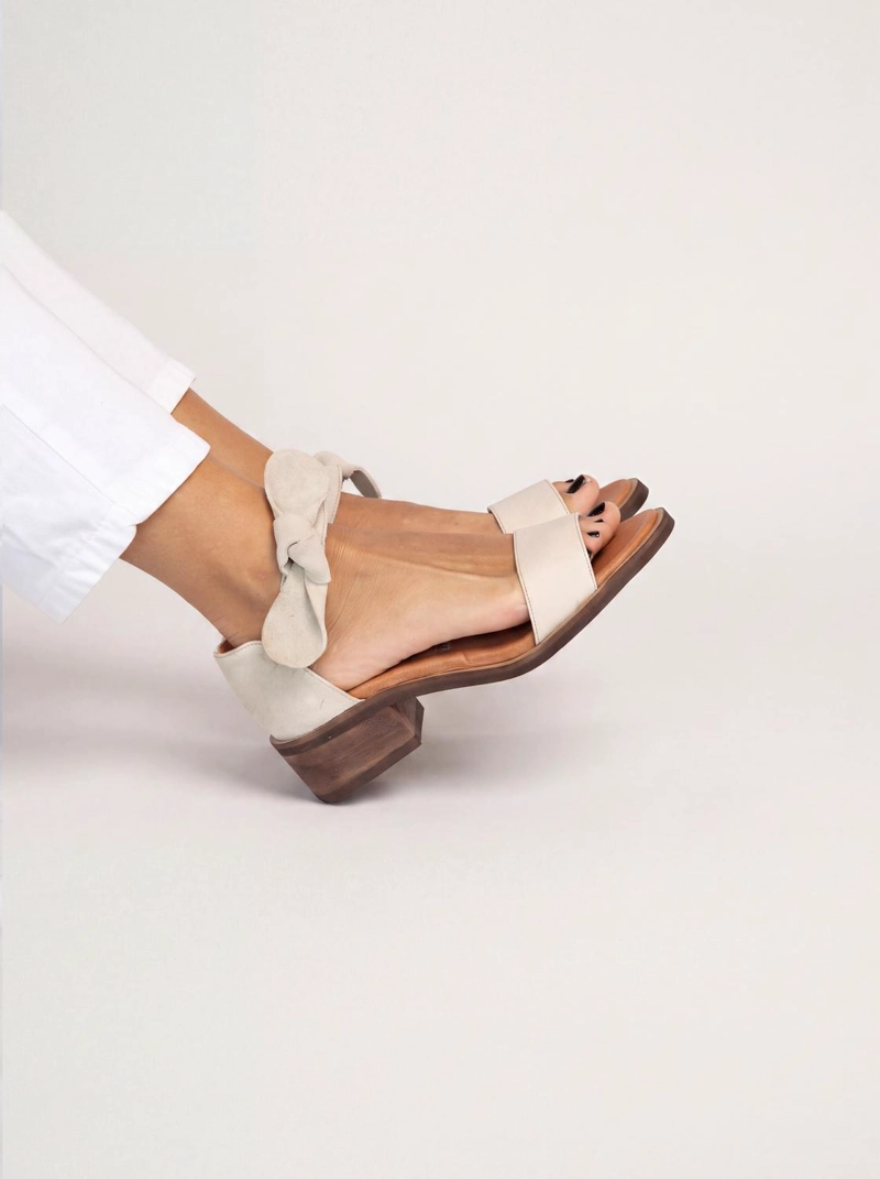 SANDALIA CUERO MUJER HALIETO BEIGE - 4