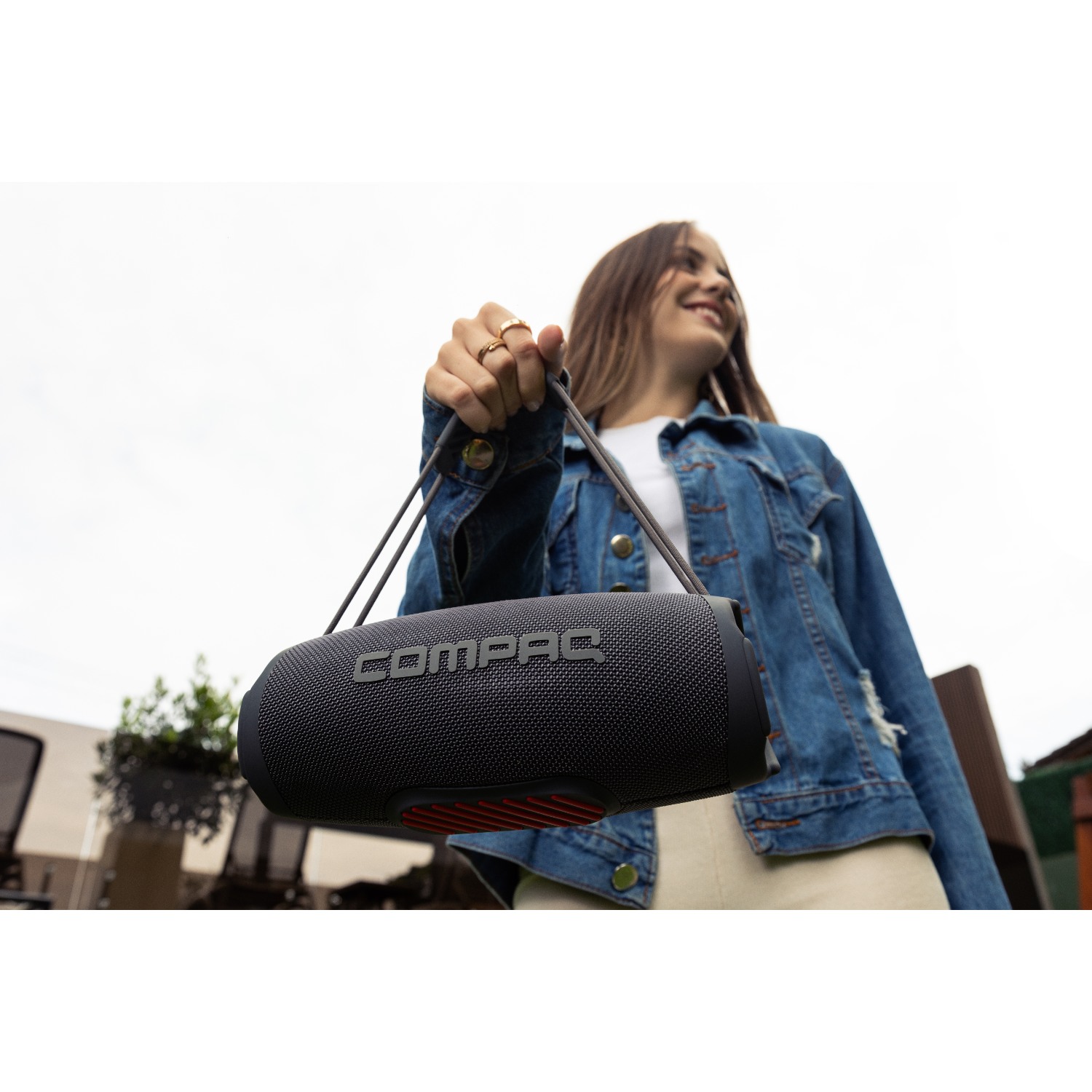 PARLANTE BLUETOOTH COMPAQ 5.0 PORTÁTIL CMQ35W IPX6 - 5