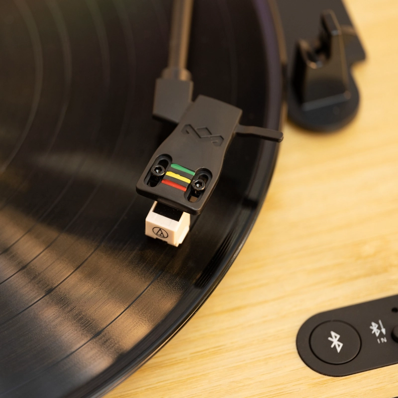 TORNAMESA BLUETOOTH REVOLUTION CON PARLANTES MARLEY - 6