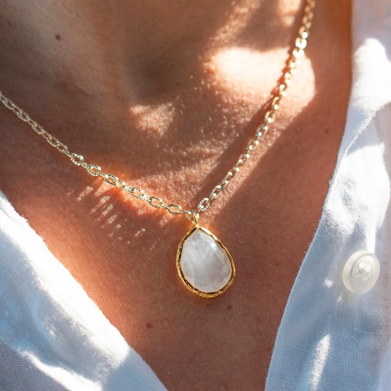 COLLAR CADENA AURA BLANCO - BAÑO DE ORO 22K - 1