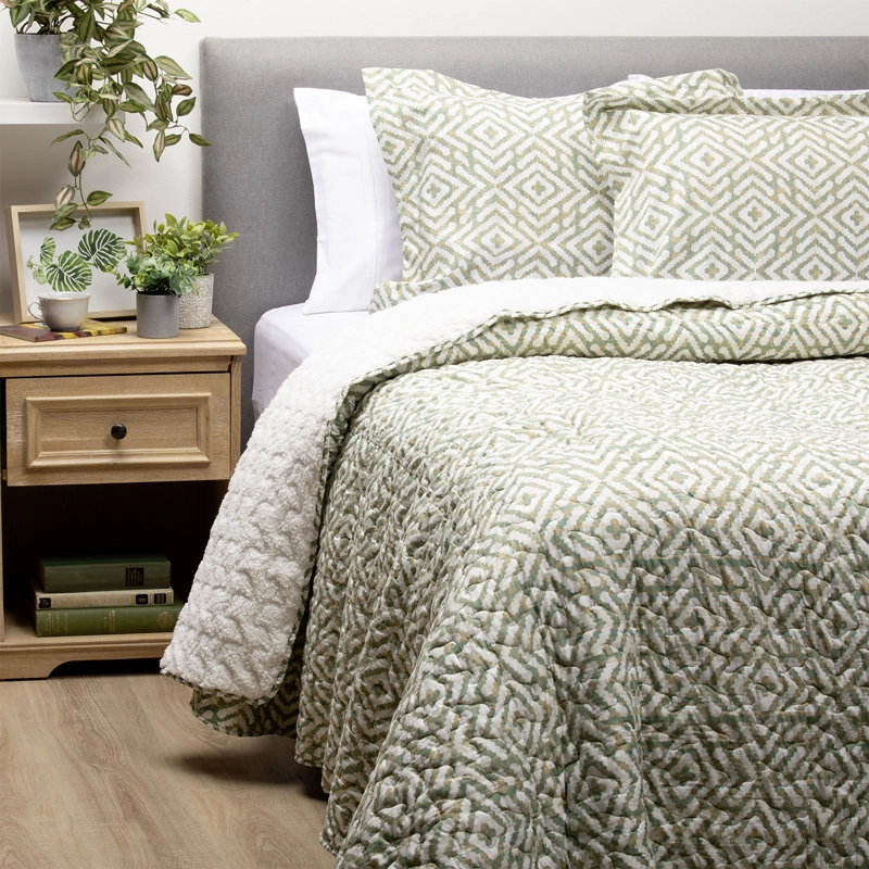 CUBRECAMA SHERPA ESTAMPADO KING VERDE - 2