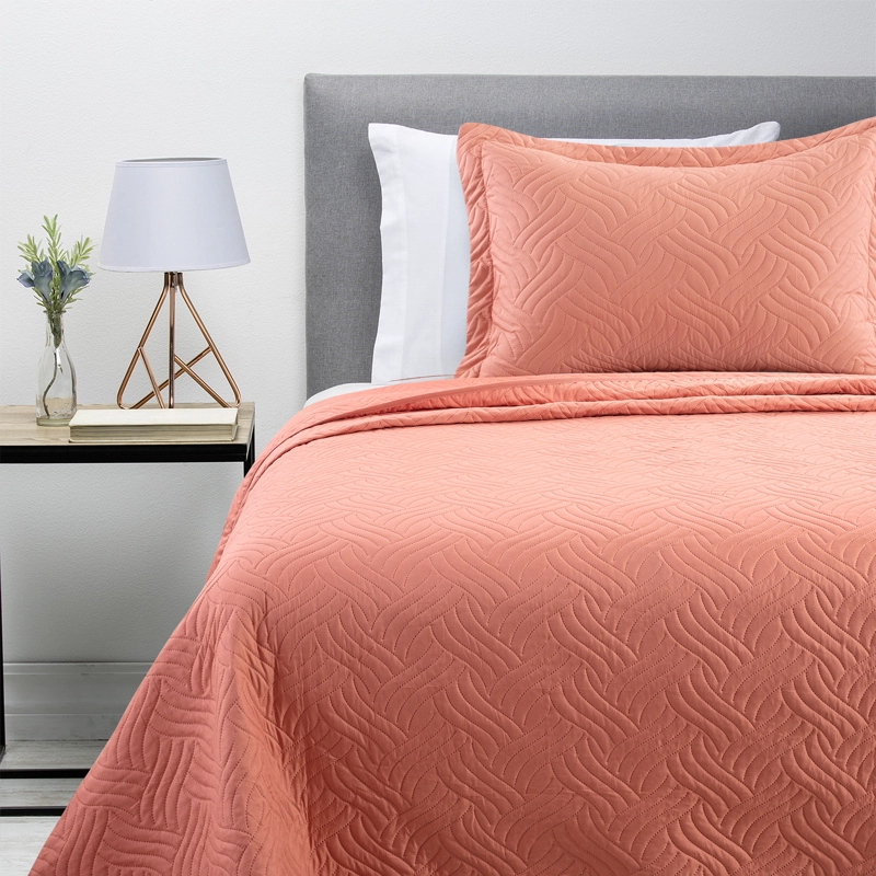 CUBRECAMA LISO CORAL 1.5 PLAZA - 1
