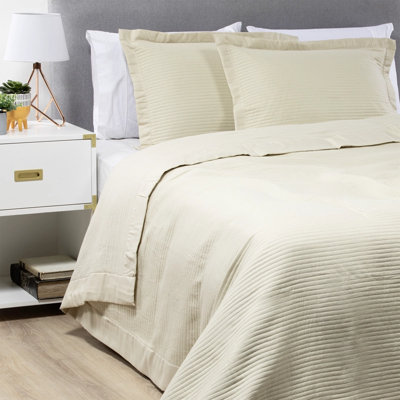 CUBRECAMA BORDADO PREWASH KING CREMA - 4