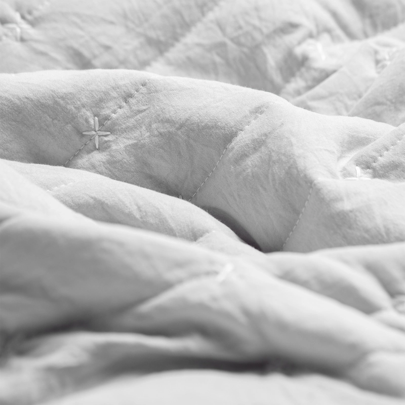 CUBRECAMA BORDADO PREWASH KING GRIS C - 4