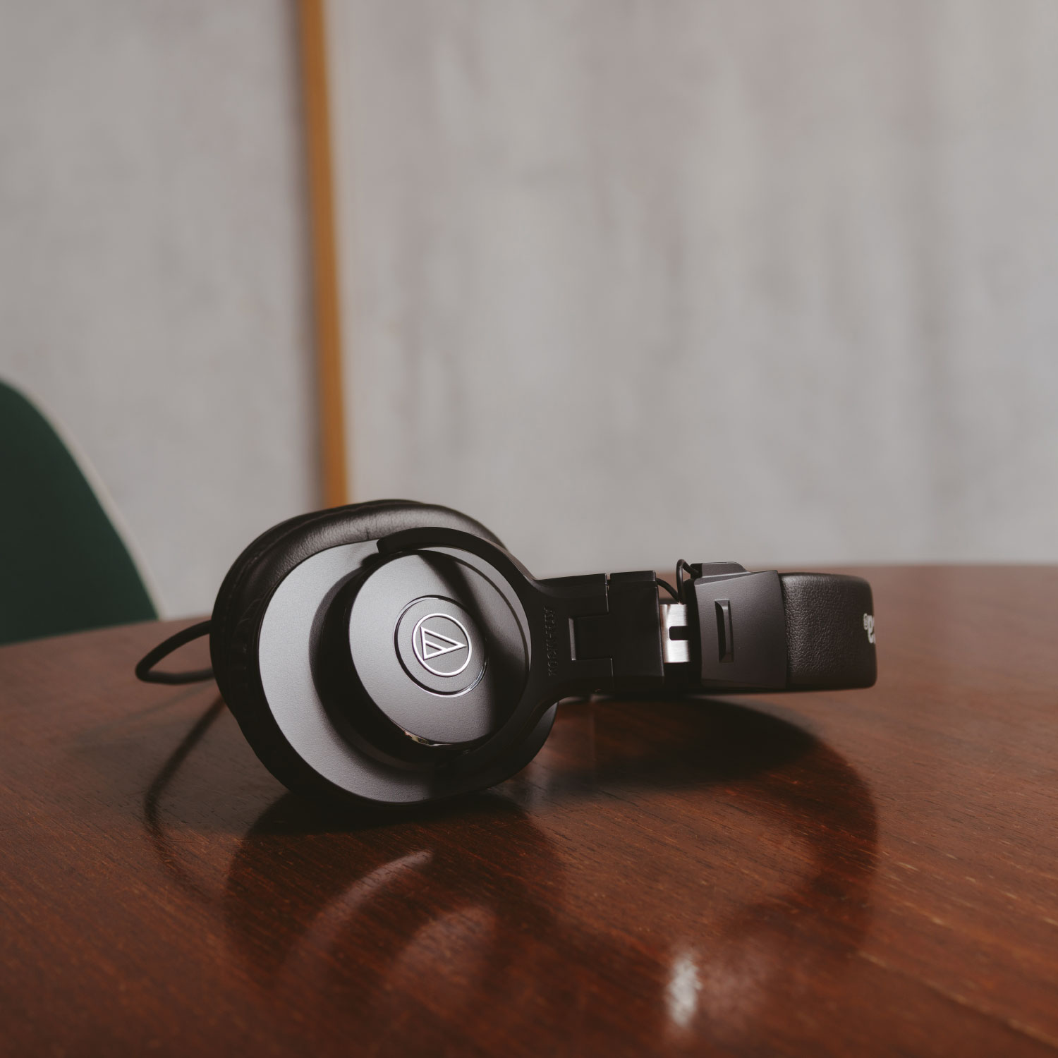 AUDIFONOS AUDIO-TECHNICA PROFESIONALES M30X - 6