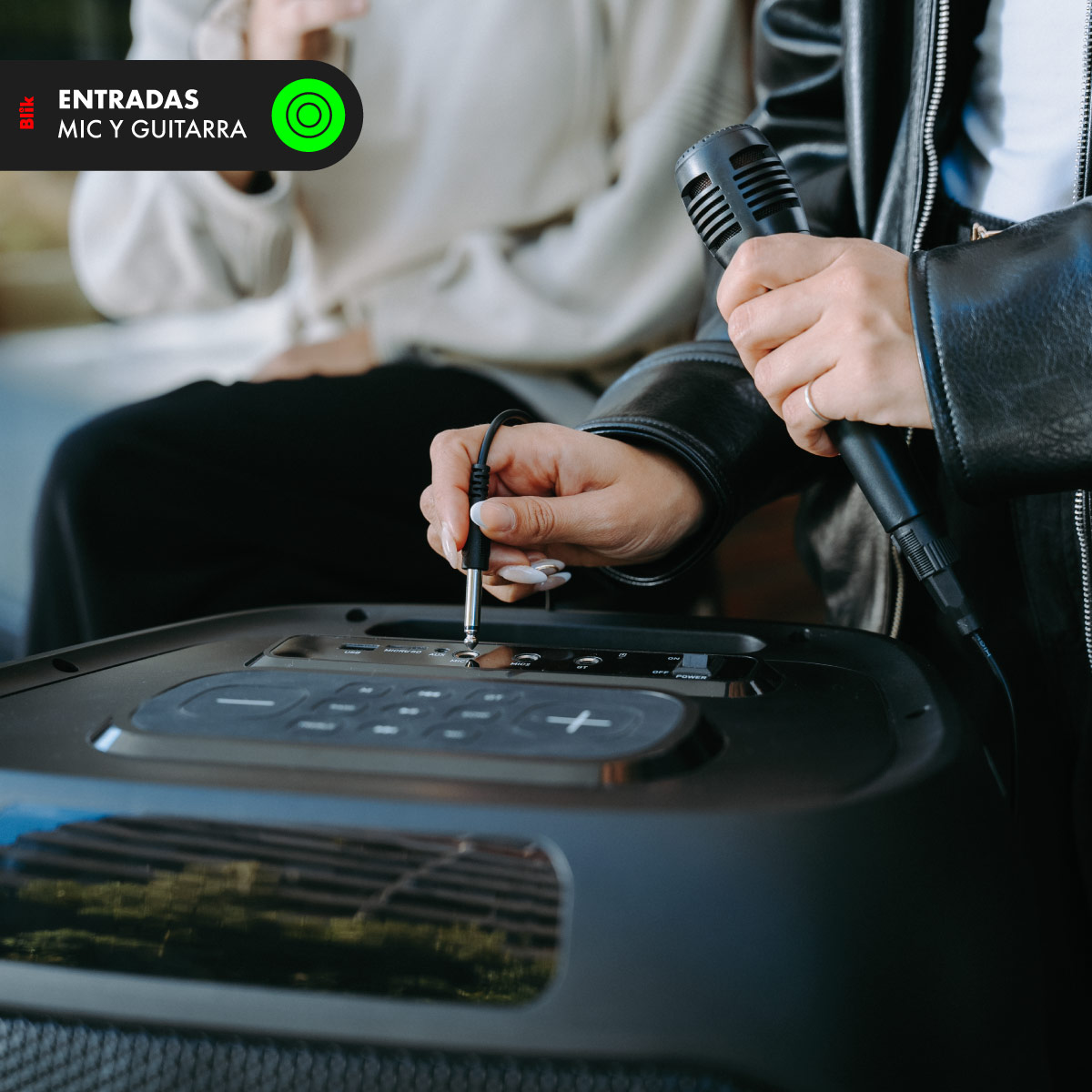 PARLANTE BLUETOOTH KARAOKE CON MICROFONO BLIK LIGHTMAX12 - 7