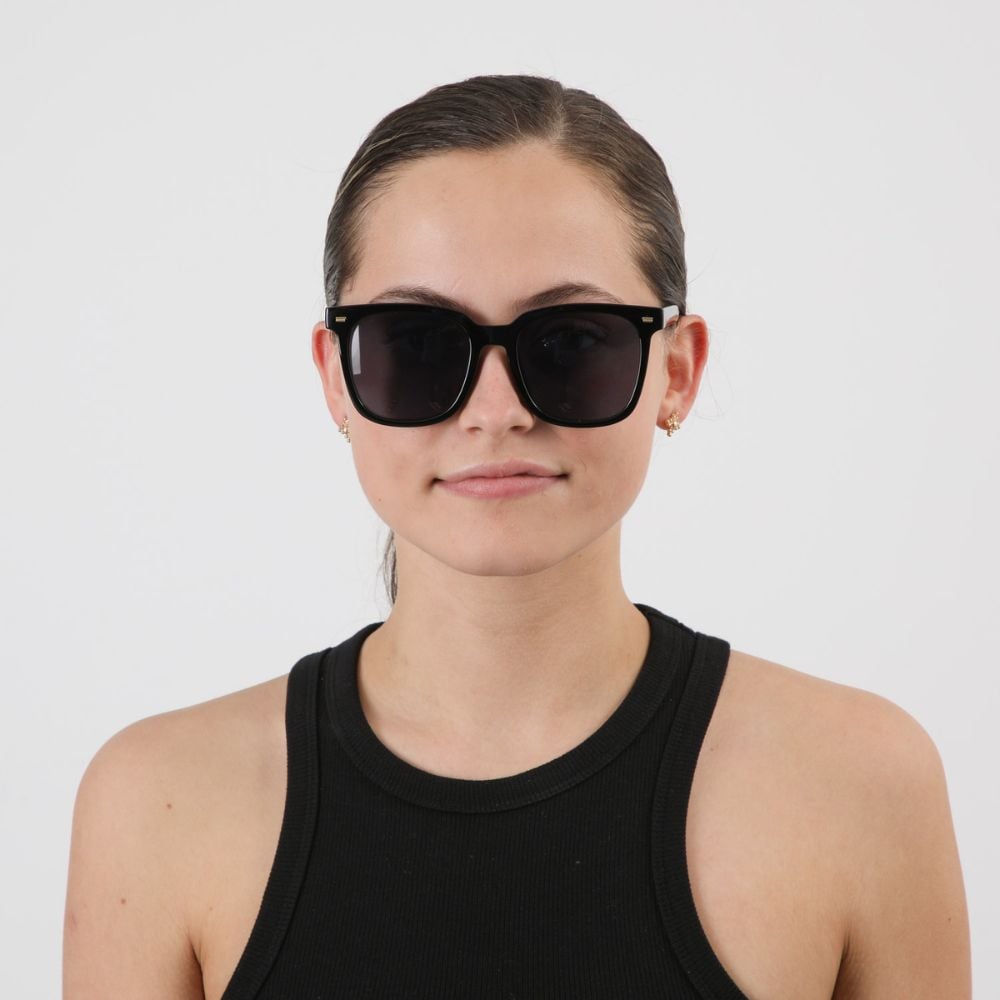 ANTEOJOS DE SOL BARBARA WAYFARER ID - 3