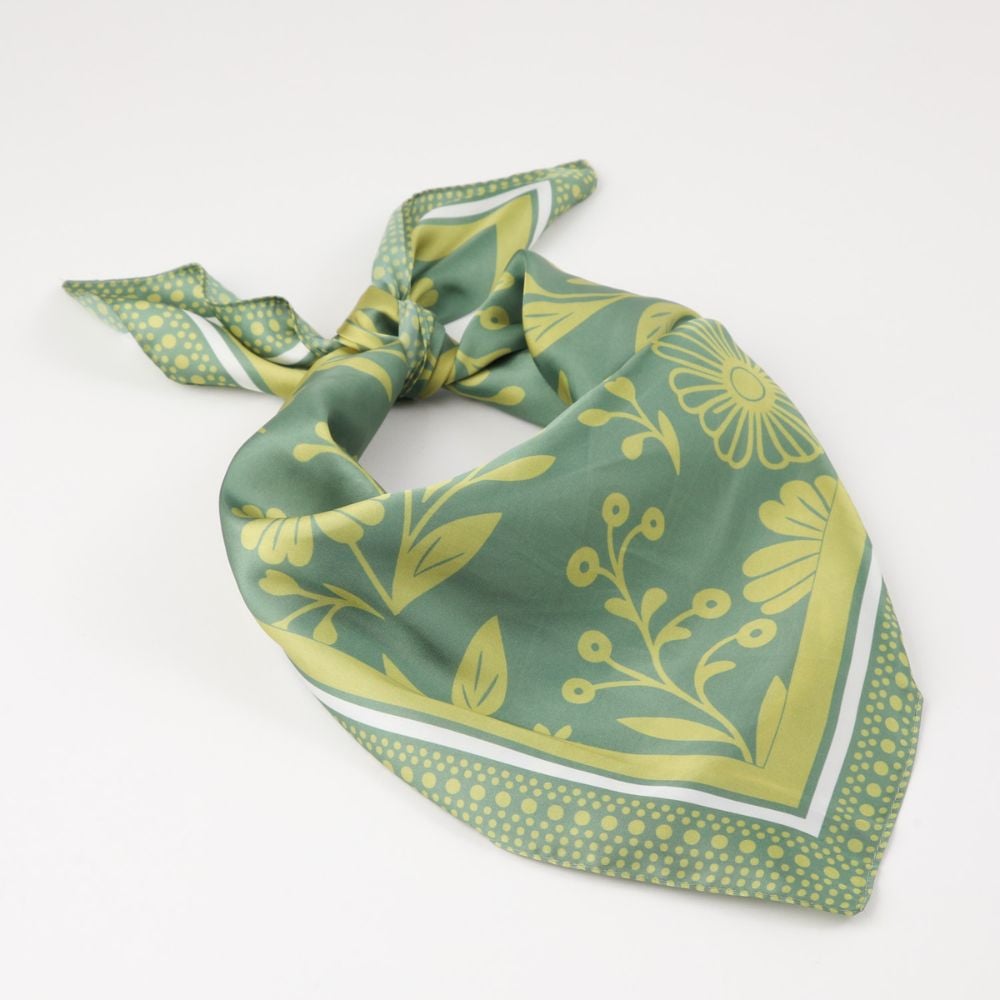 BANDANA CRETA FLORAL VERDE ID - 1