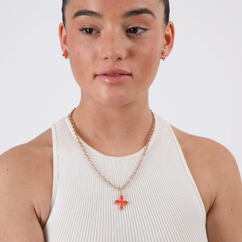 SET DE AROS Y COLLAR MAGDALENA DORADO ID - 2