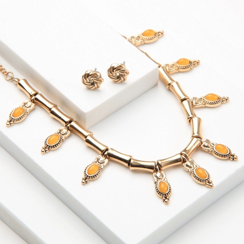 SET DE COLLAR BELE N DORADO TATIENNE - 1
