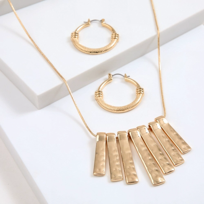 SET DE COLLAR DINA DORADO TATIENNE - 1