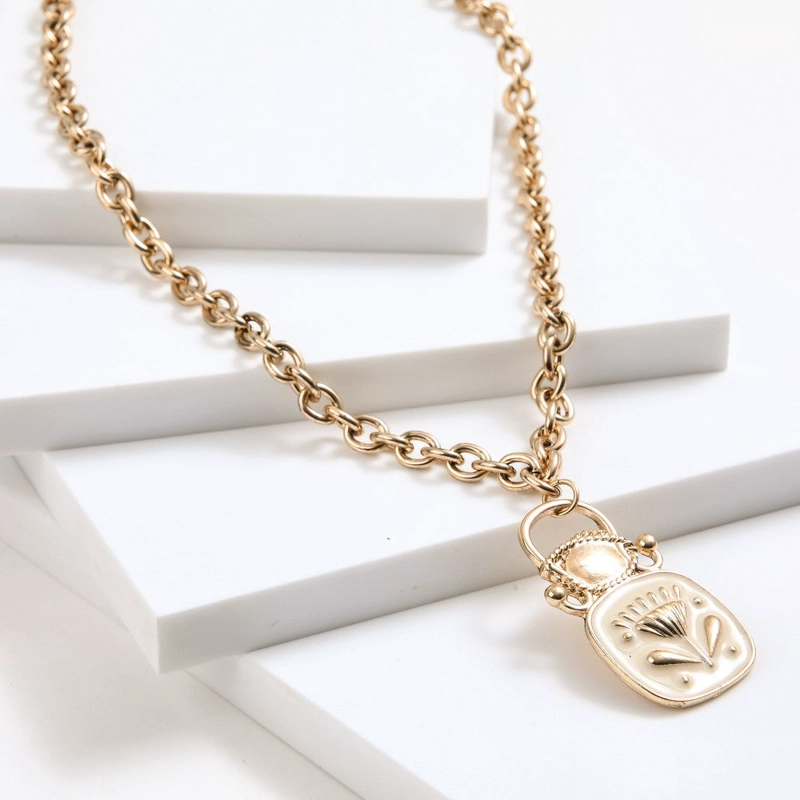 COLLAR CORTO DORIA DORADO TATIENNE - 1