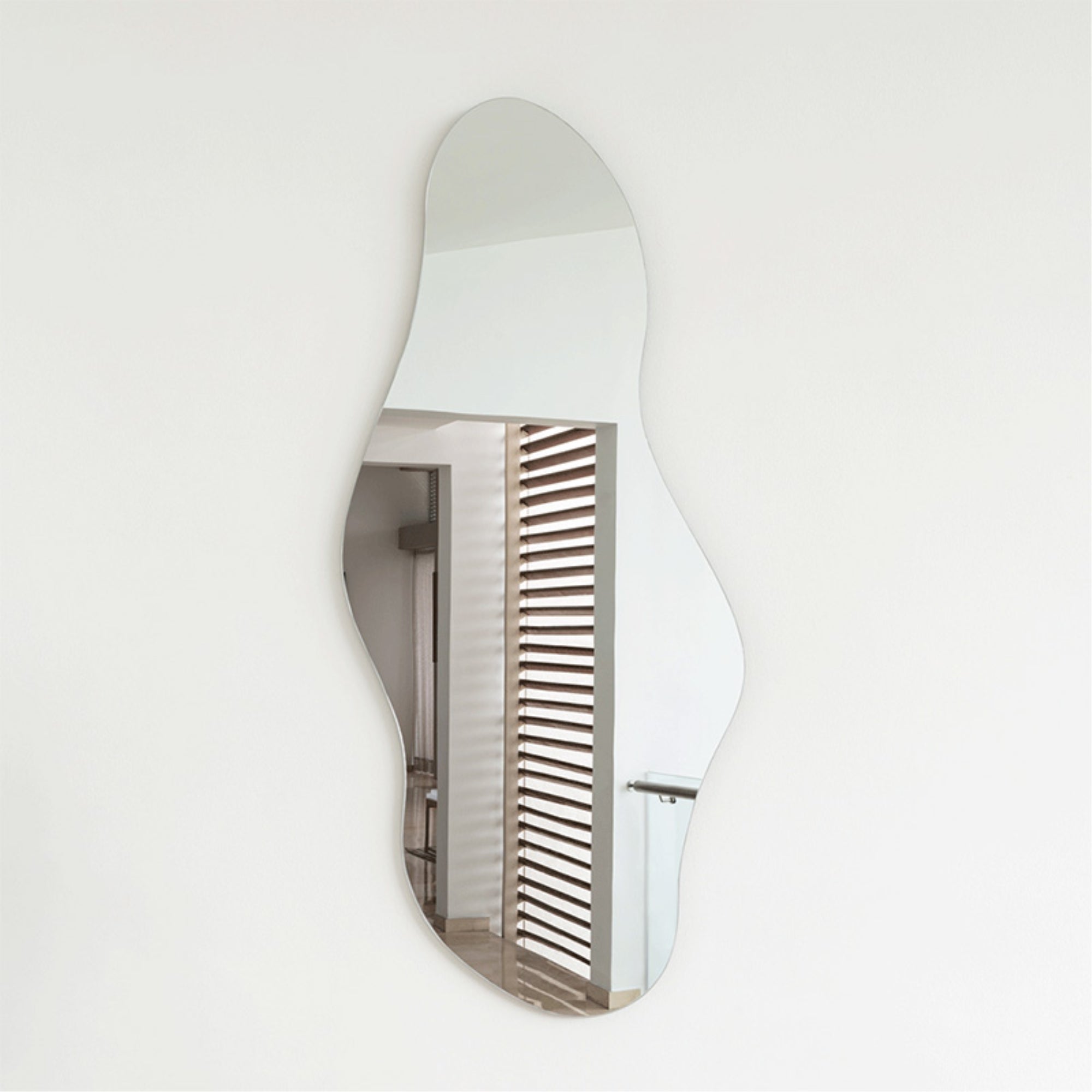 ESPEJO CON FORMA IRREGULAR 150X65X1,9 CM FM-021 - 4