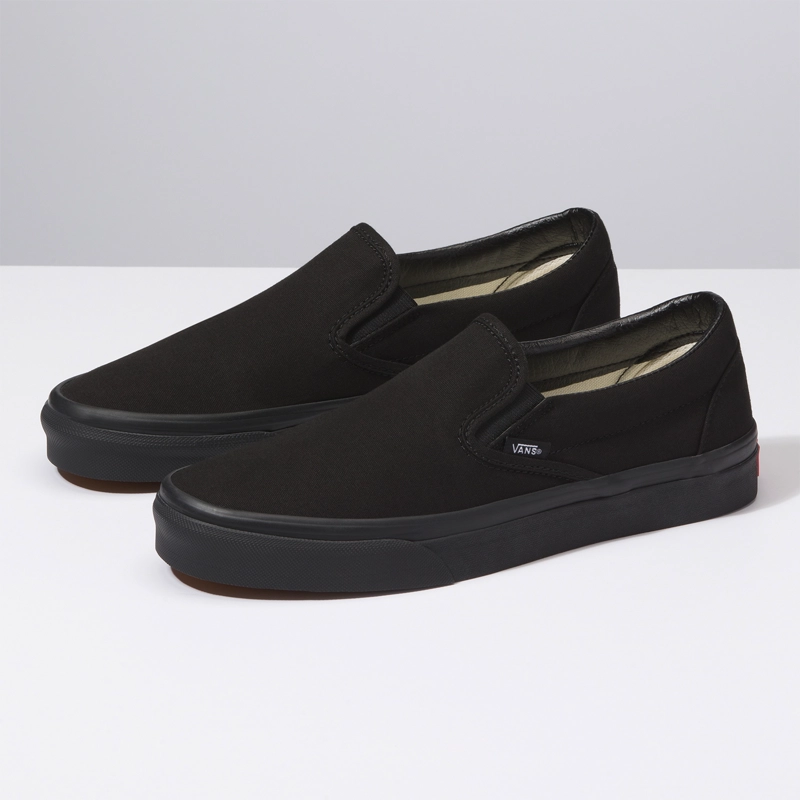 ZAPATILLAS UNISEX UA CLASSIC SLIP-ON NEGRA VANS - 2