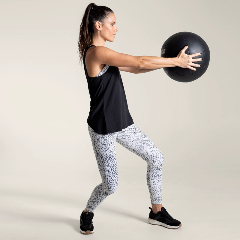 POLERA DEPORTIVA MUJER TANK CLOE EN COLOR NEGRO BSOUL - 4