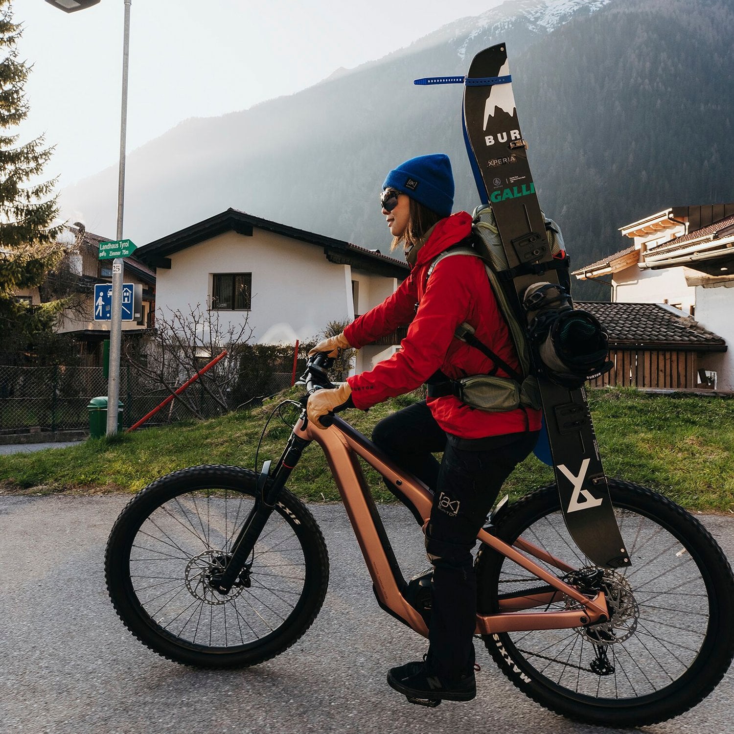 PARKA MUJER [AK] DISPATCHER ULTRALIGHT ROJO BURTON - 7
