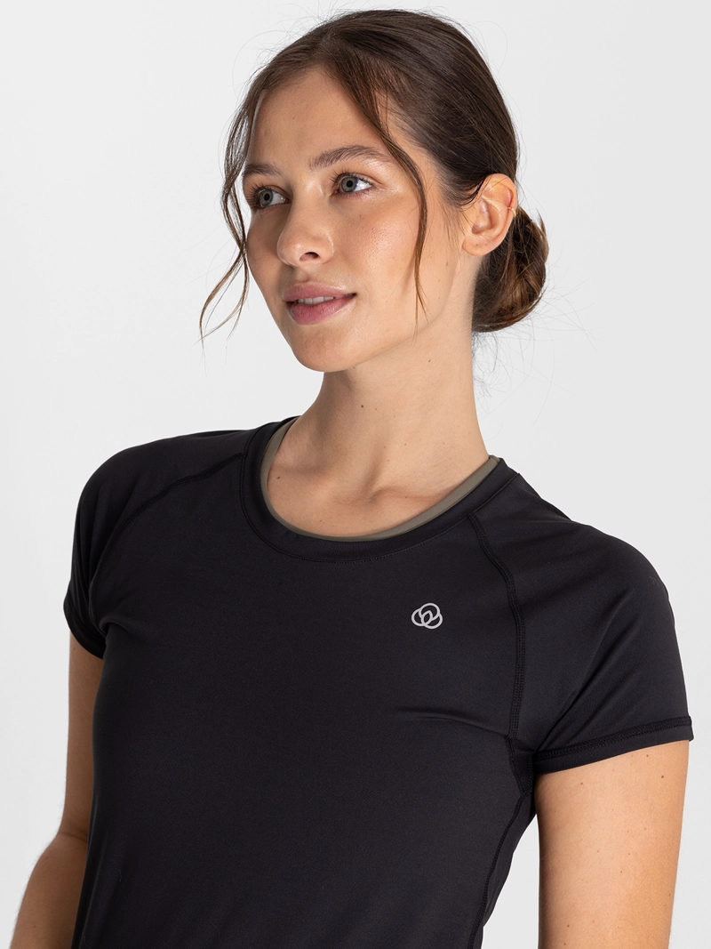 POLERA DEPORTIVA MUJER ROUND NECK EN COLOR NEGRO BSOUL - 9