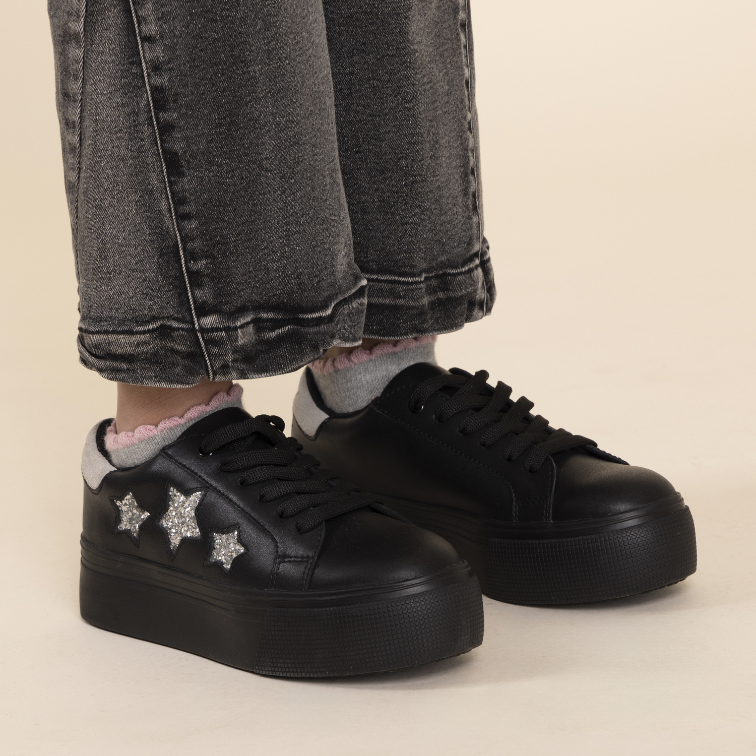 ZAPATILLA CUERO NIÑA QUENS NEGRO HUSH PUPPIES KIDS - 2