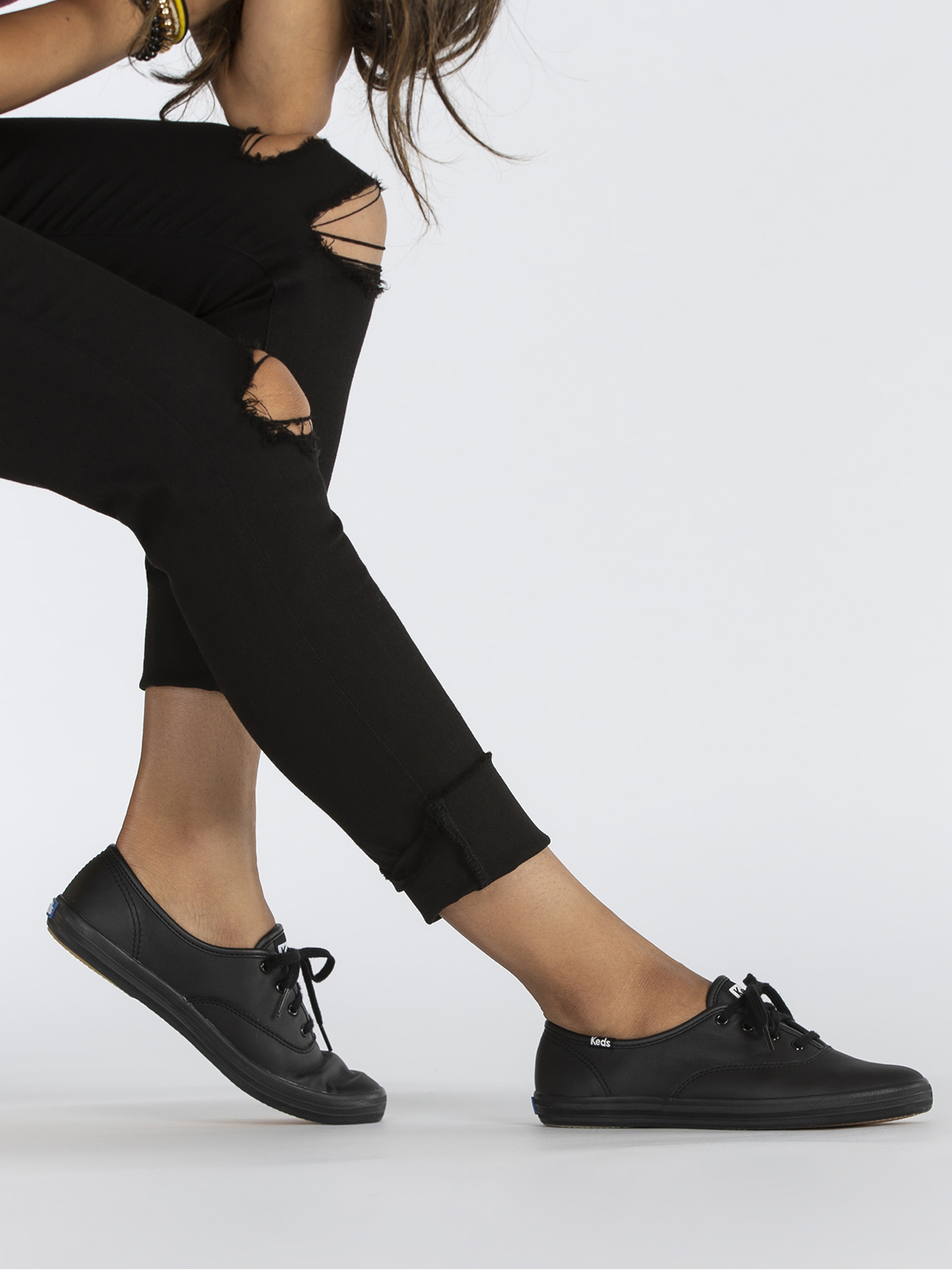 ZAPATILLAS MUJER KEDS CASUALES NEGRO CHAMPION LTHR CUERO - 2