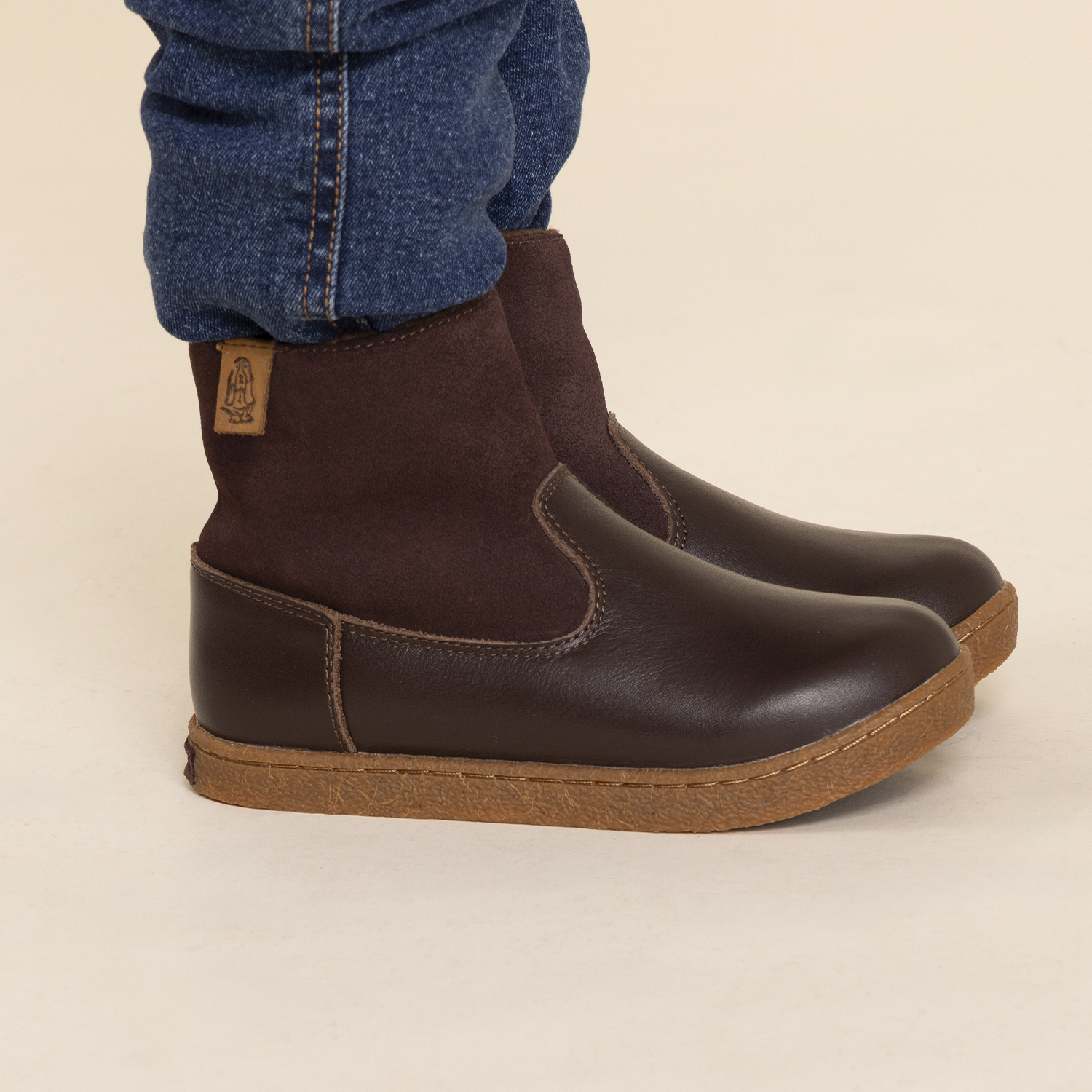 BOTA CUERO NIÑO BRODY CAFÉ HUSH PUPPIES - 2