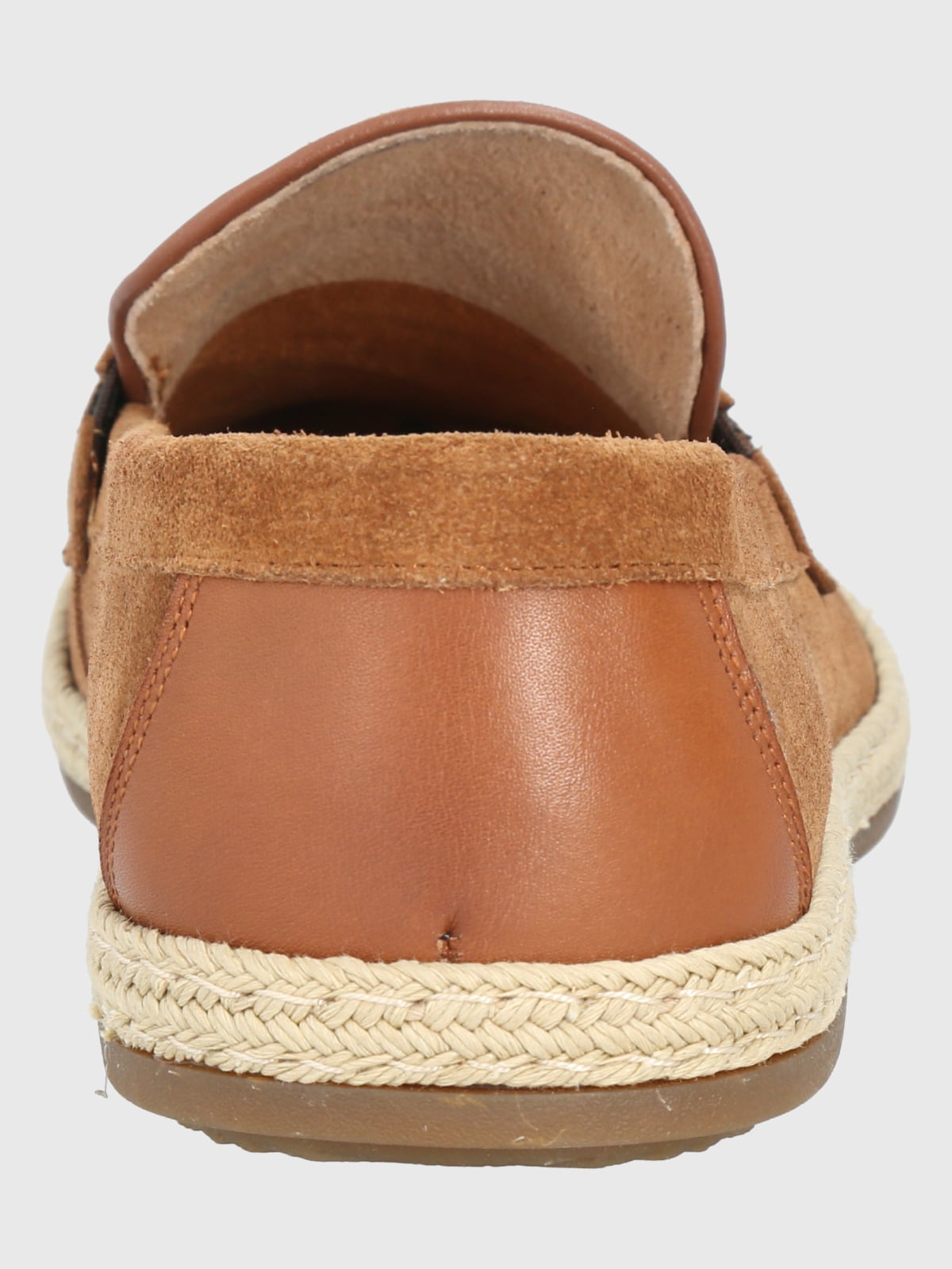 MOCASIN CUERO CAFE CLARO HOMBRE MONTELLA HUSH PUPPIES - 6