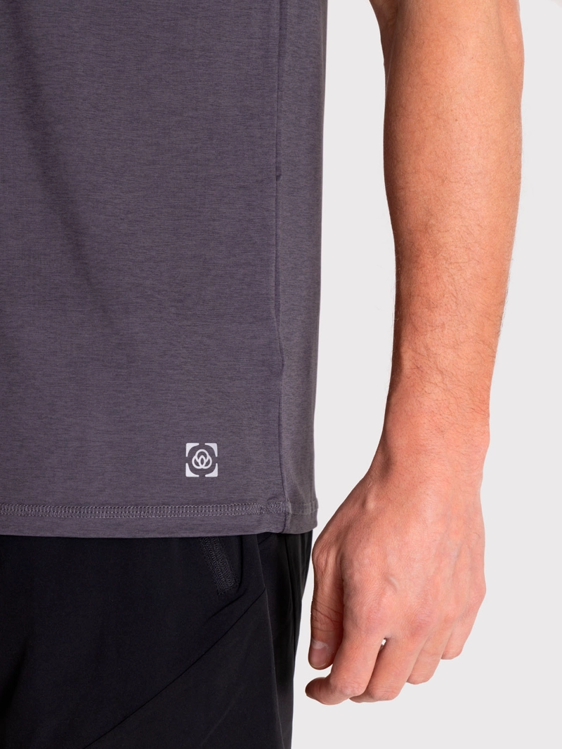 POLERA DEPORTIVA HOMBRE TRAIN SHIRT GRIS OSCURO BSOUL - 5