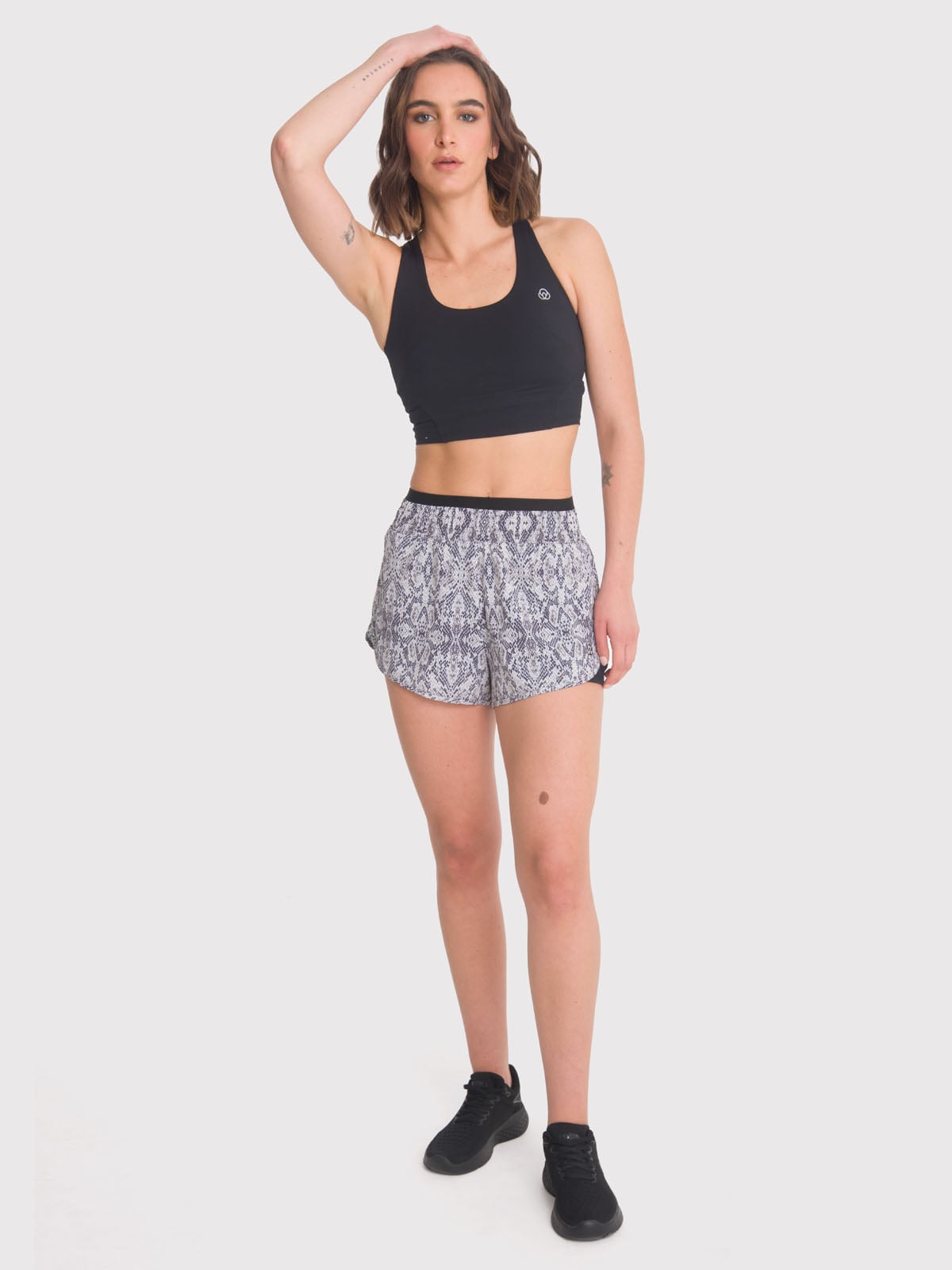 SHORT DEPORTIVO MUJER ELBA GRIS BSOUL - 1