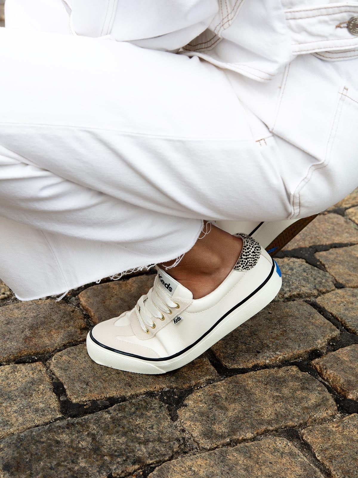 ZAPATILLA CUERO MUJER JUMP KICK BEIGE KEDS - 2