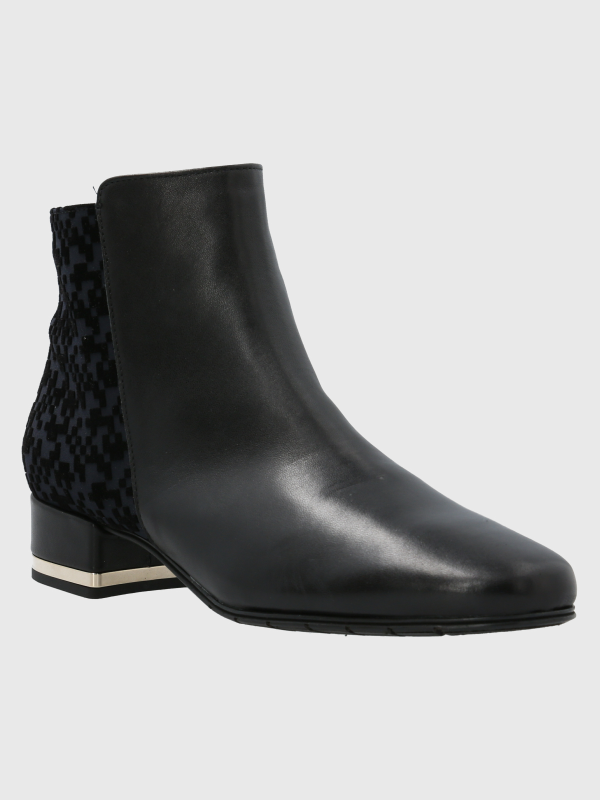 BOTÍN CUERO MUJER RENATA NEGRO HUSH PUPPIES - 1