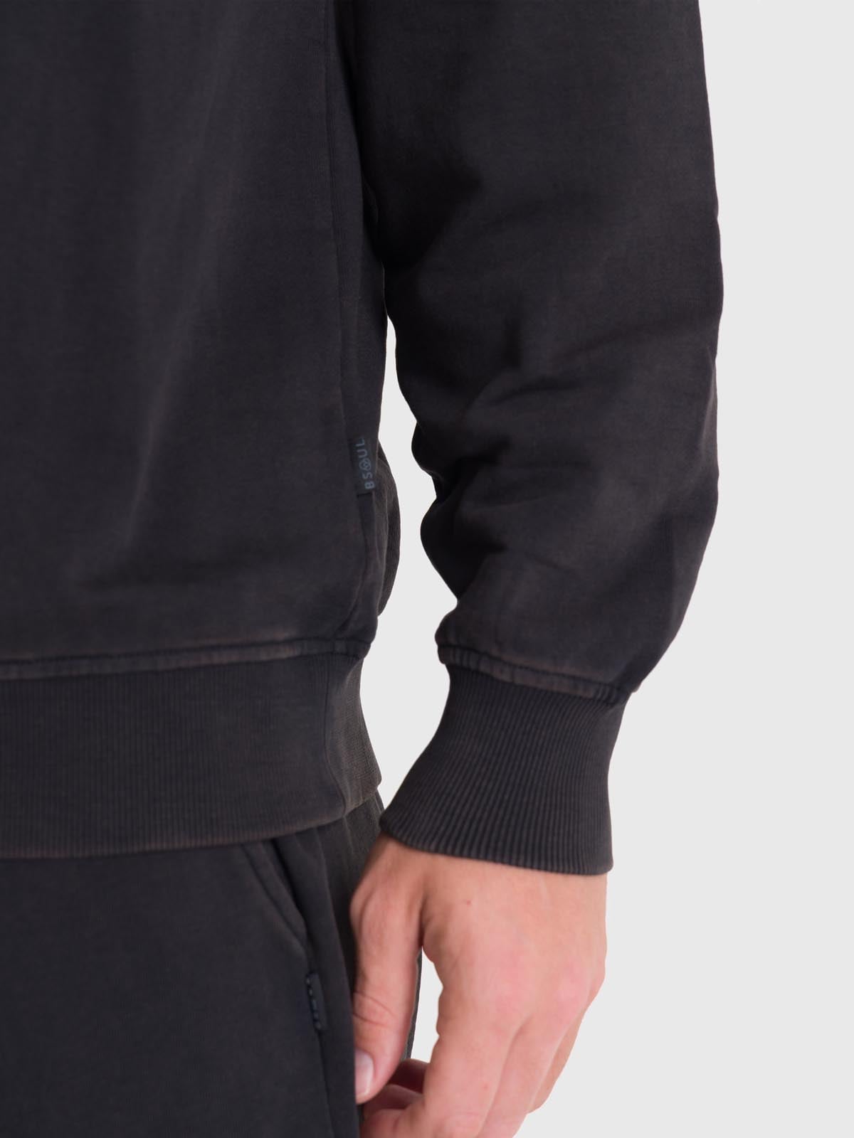 POLERÓN HOMBRE TERRY CREW EN COLOR NEGRO BSOUL - 5