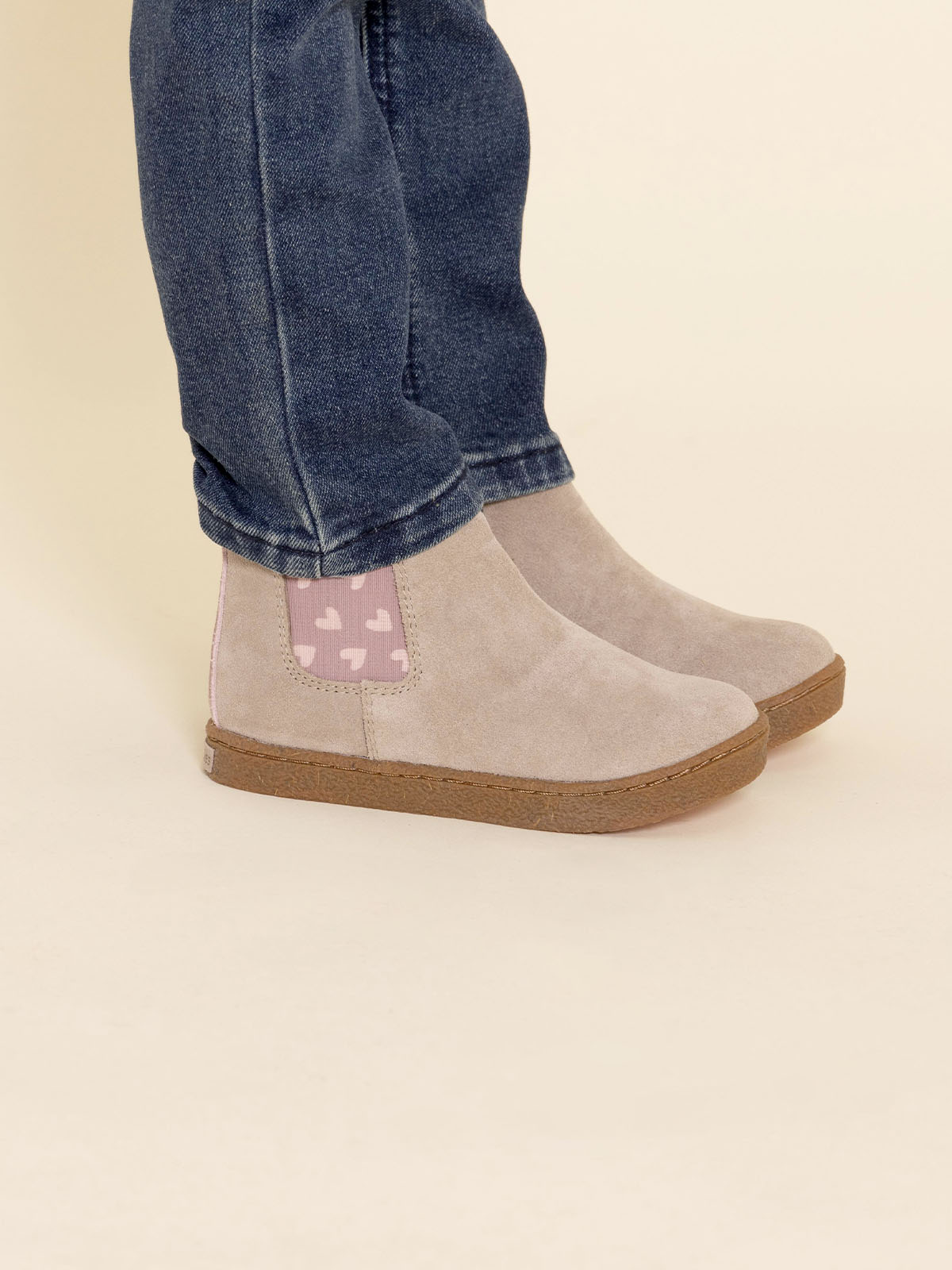 BOTIN CUERO PIOMBINO NIÑA CAFÉ HUSH PUPPIES - 2