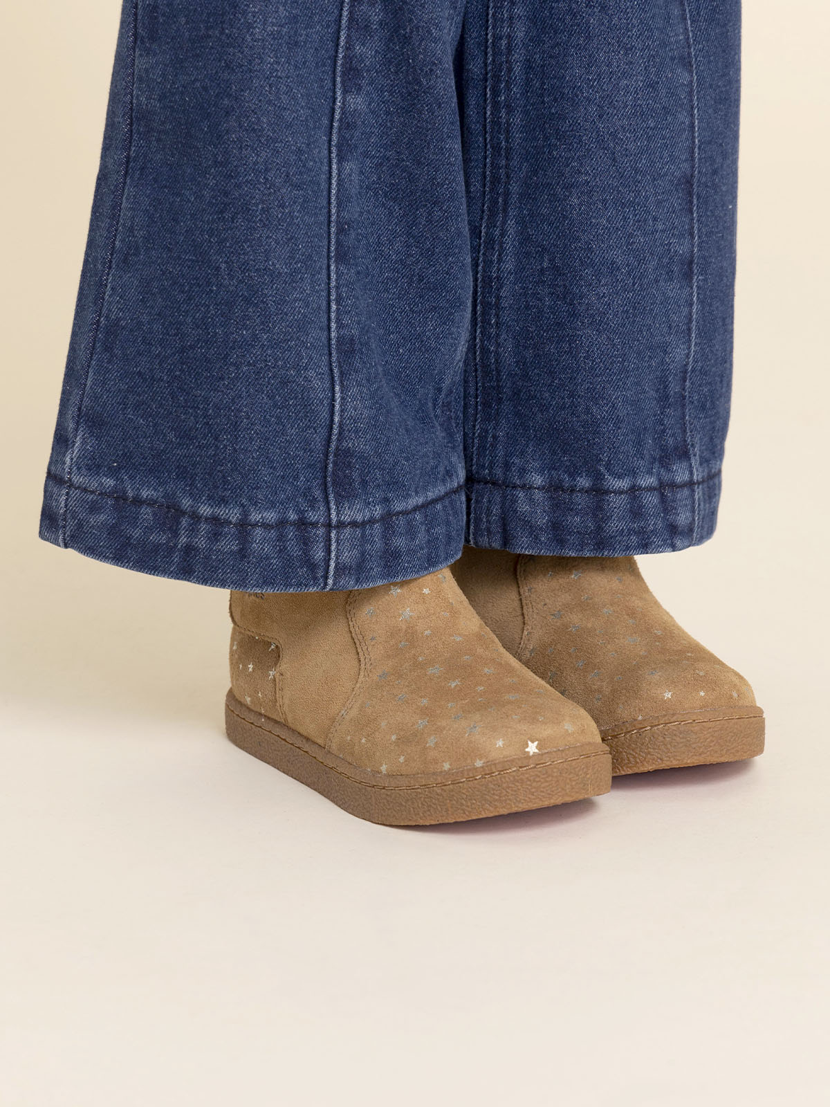BOTA CUERO BONNIE NIÑA CAFÉ HUSH PUPPIES - 2