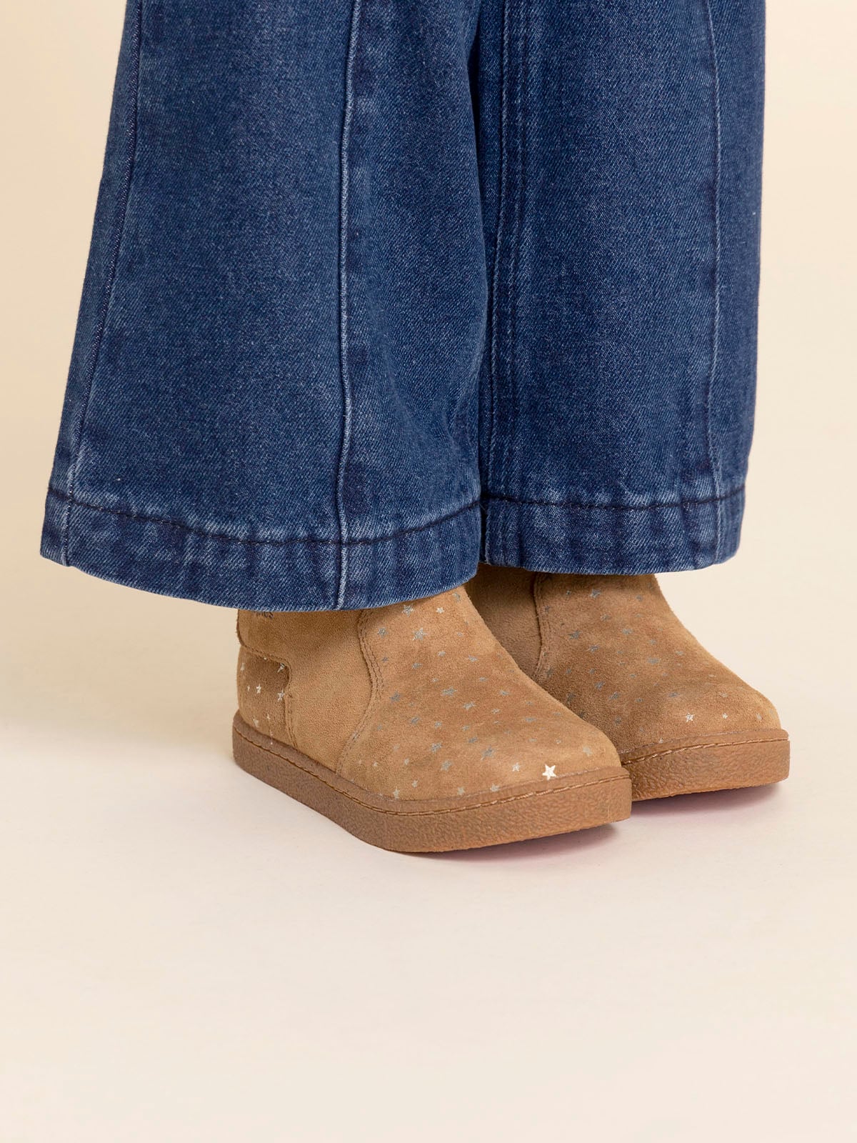 BOTA CUERO BONNIE NIÑA CAFÉ HUSH PUPPIES - 2