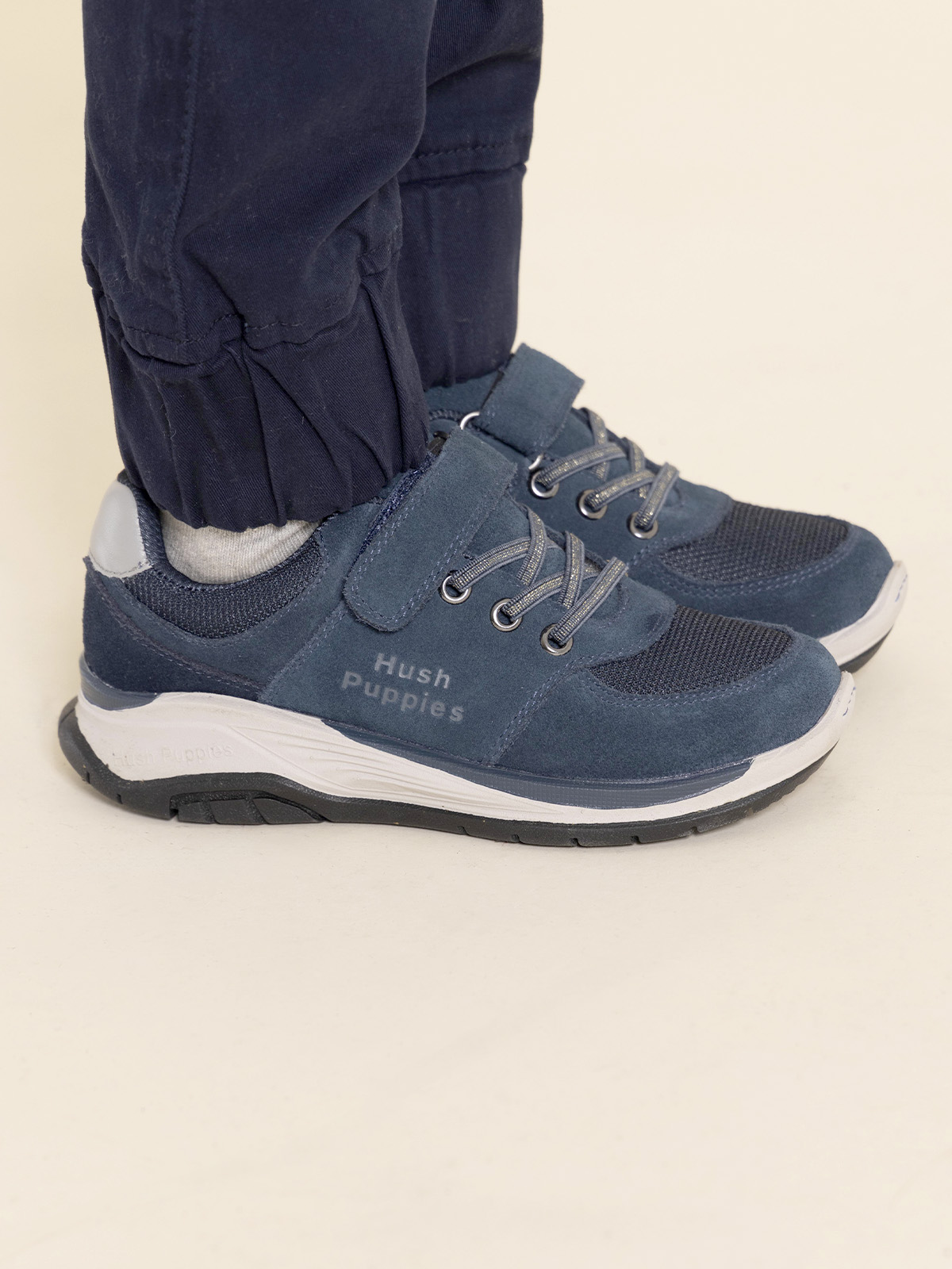 ZAPATILLA CUERO BAMBUS NIÑO AZUL HUSH PUPPIES - 2