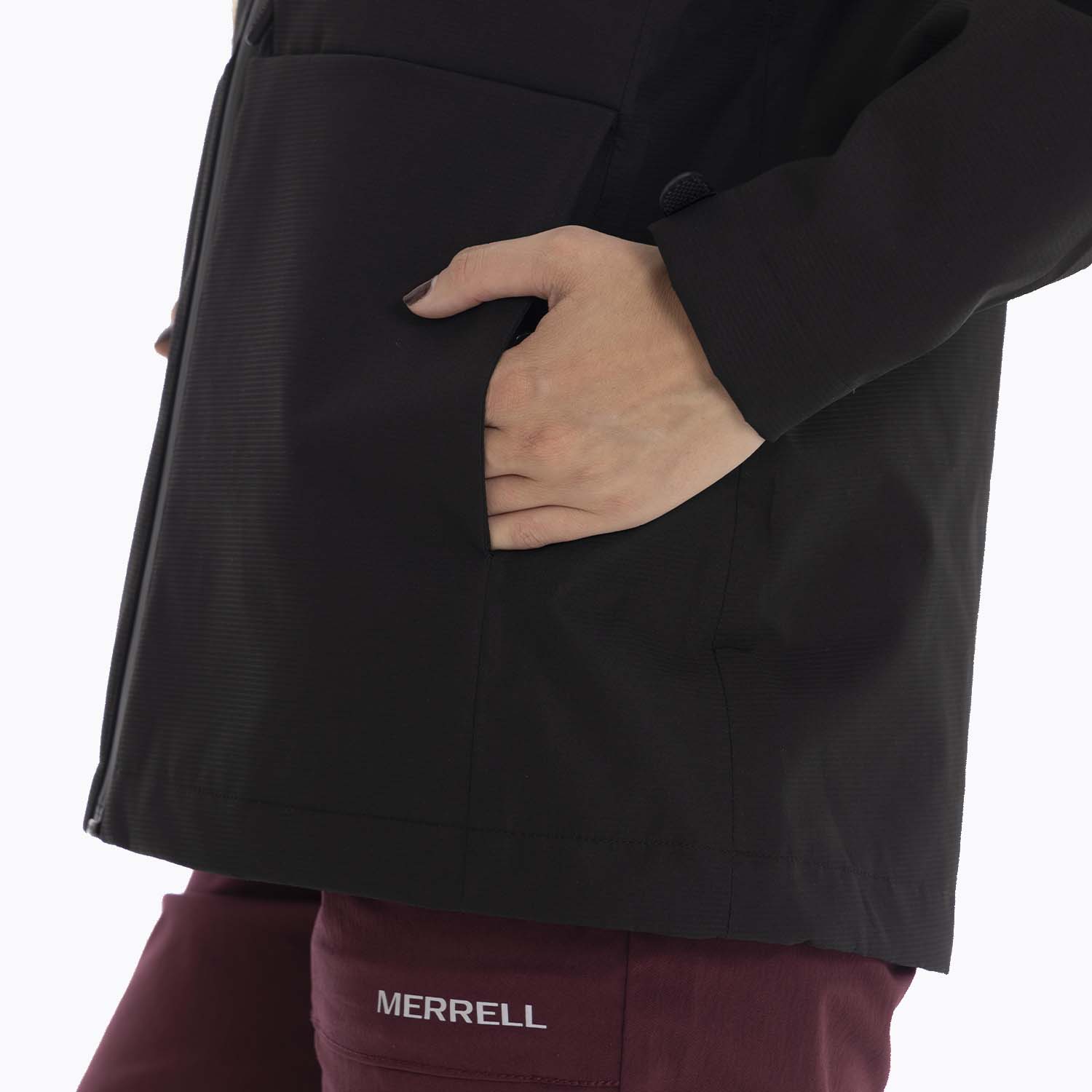 IMPERMEABLE MUJER MINNESOTA EN COLOR NEGRO MERRELL - 4