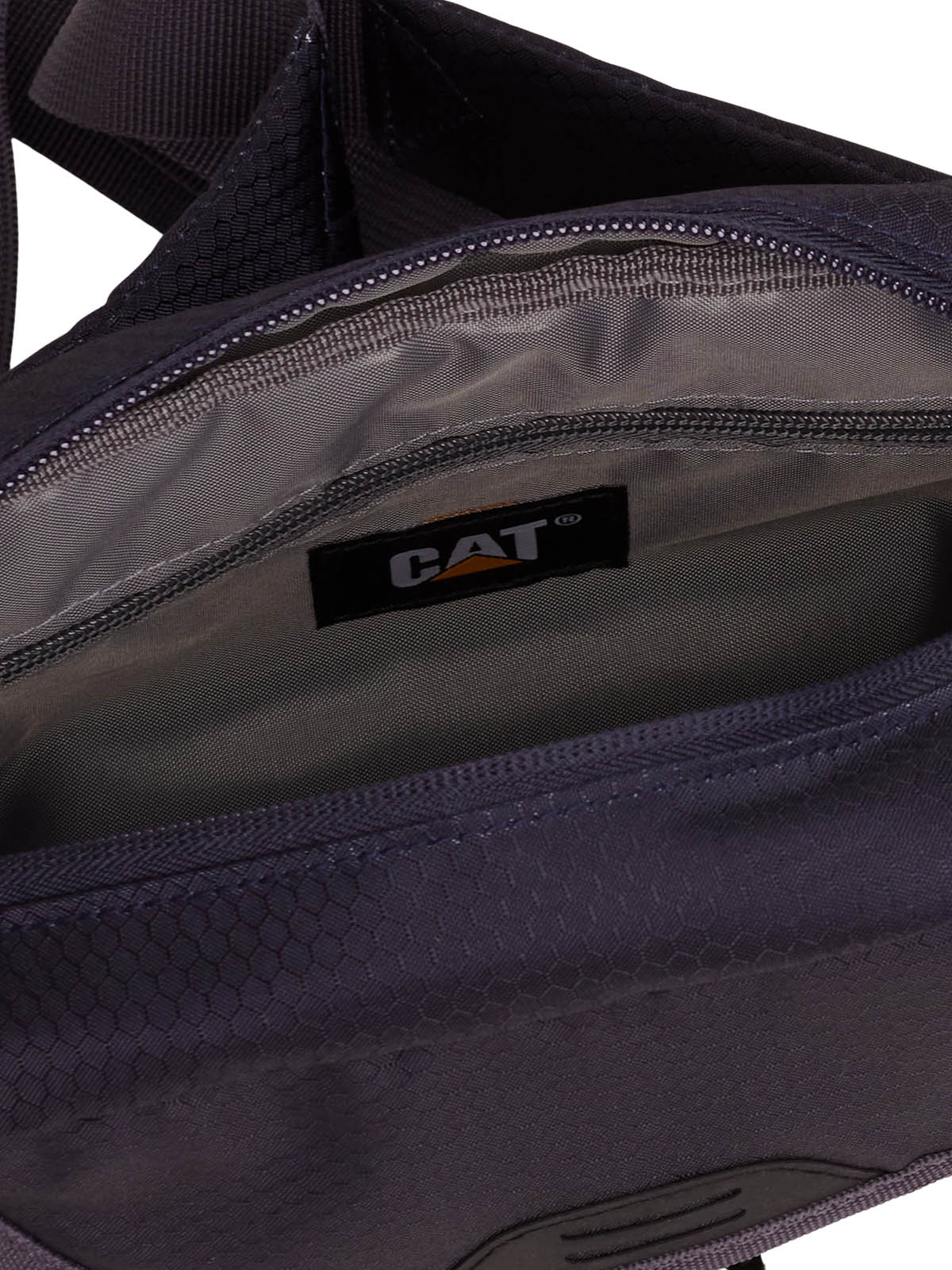 BANANO FUJI GRIS OSCURO CAT - 4