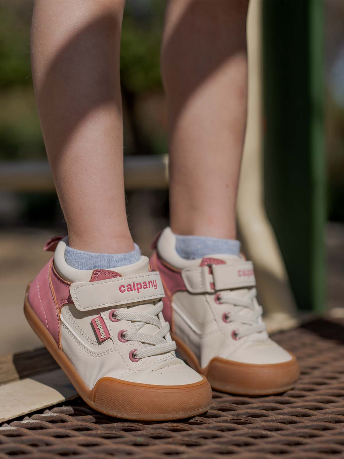 ZAPATILLA CUERO ERGONOMICA NINA KANSAS ROSADO CALPANY - 4