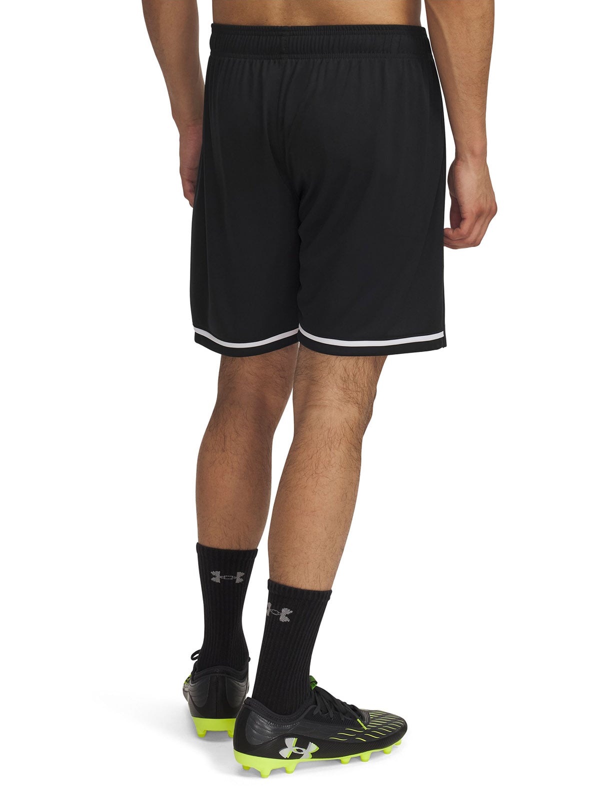 SHORT UA CHALLENGER NEGRO PARA HOMBRE - 2