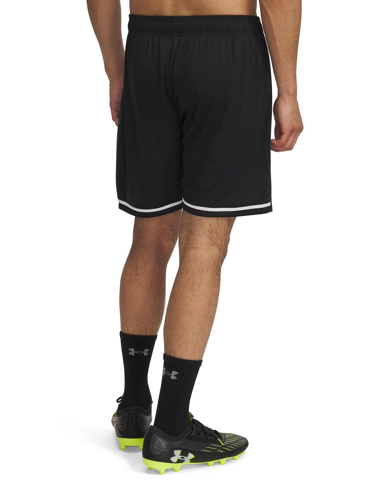 SHORT UA CHALLENGER NEGRO PARA HOMBRE - 2