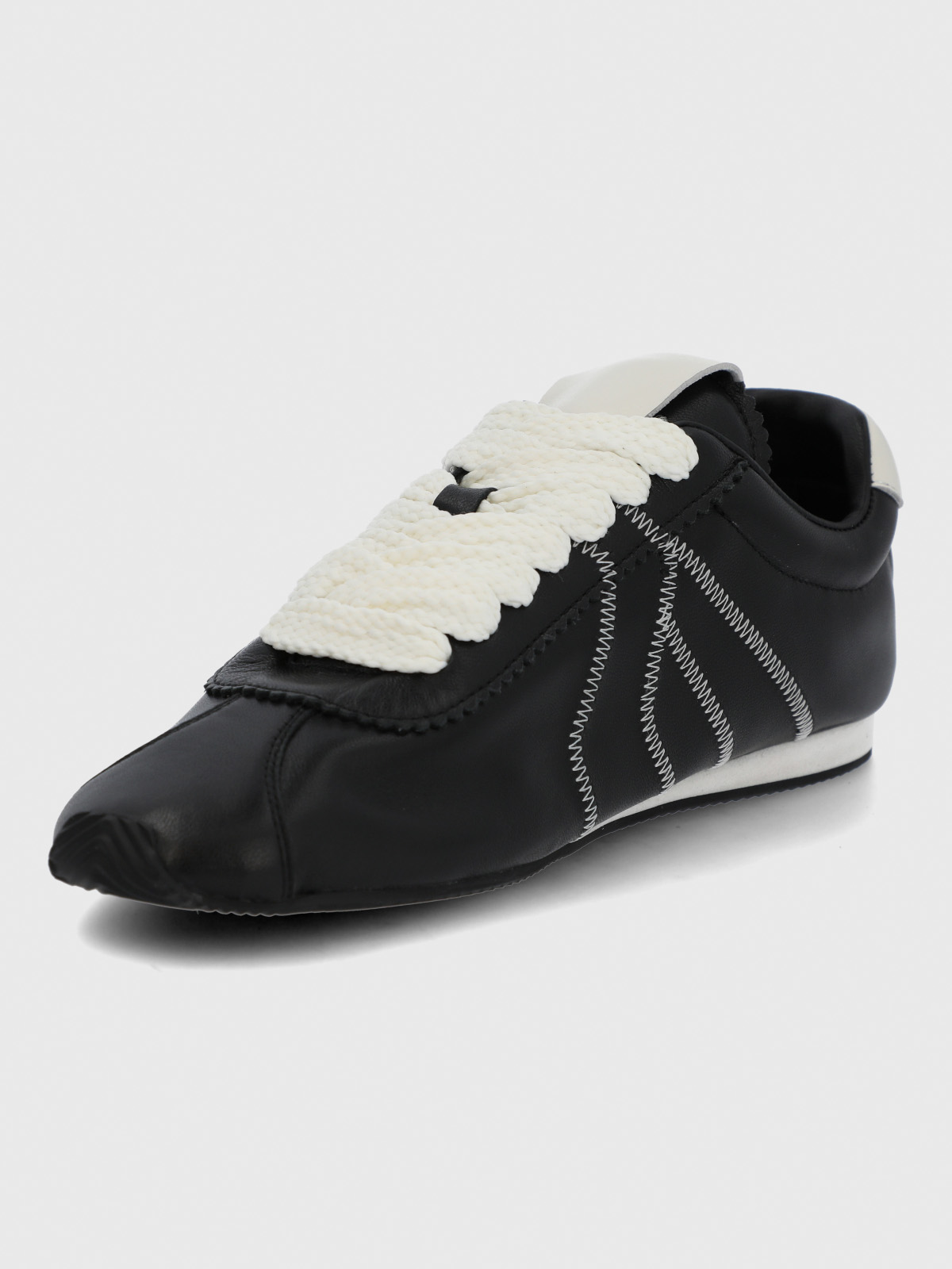 ZAPATILLA CUERO MUJER BONIK NEGRA HUSH PUPPIES - 6