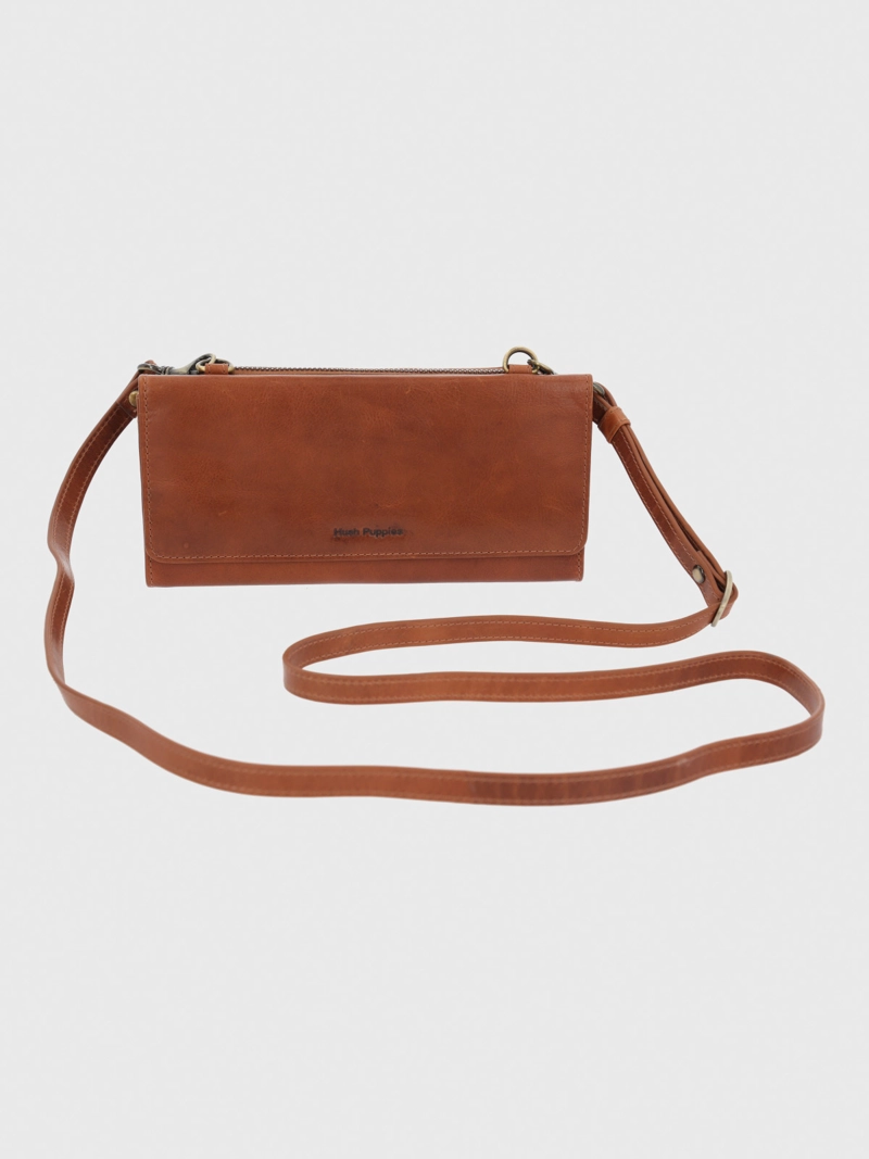 BILLETERA CUERO MUJER FARROW STRAP CAFE  HUSH PUPPIES - 7
