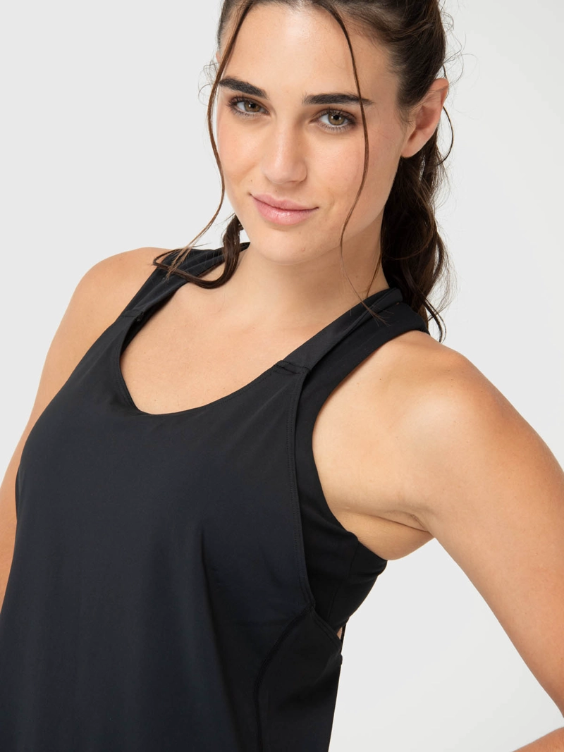 POLERA MUJER TRAINING TANK ALOE NEGRA  BSOUL - 4