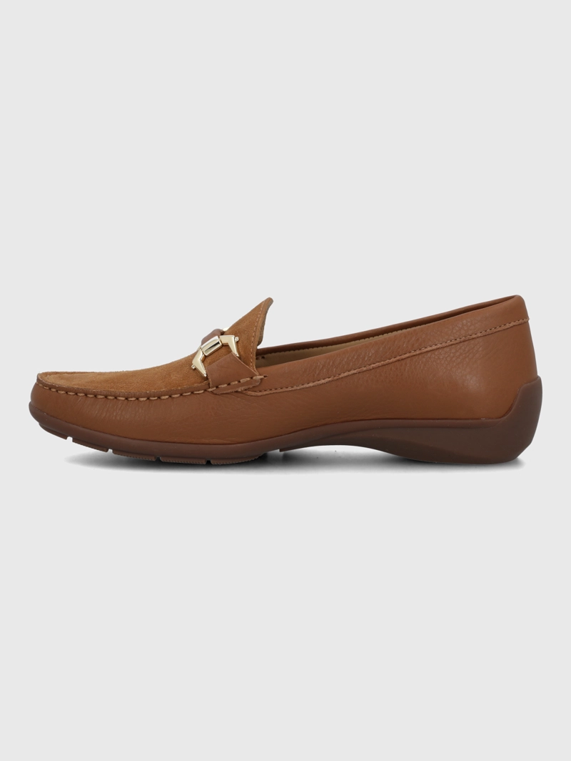 MOCASIN CUERO MUJER NATALIA CAFE  HUSH PUPPIES - 5