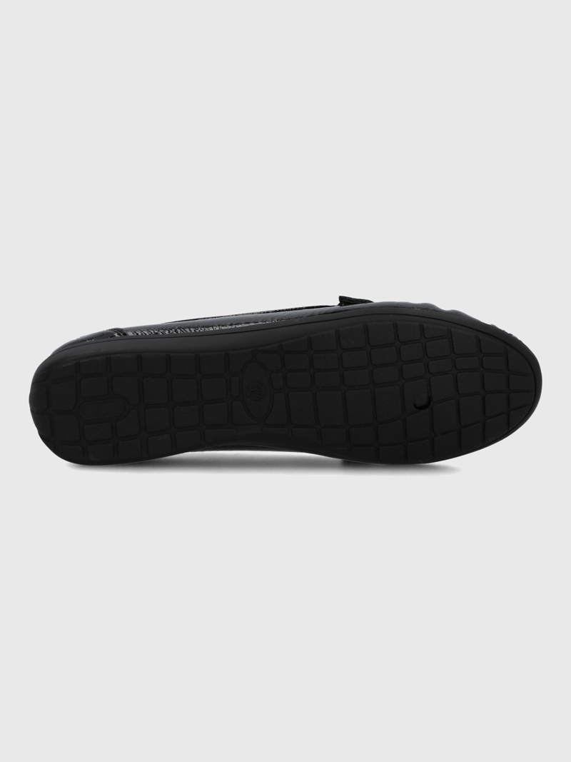 MOCASIN MUJER GRISELDA NEGRO HUSH PUPPIES - 8