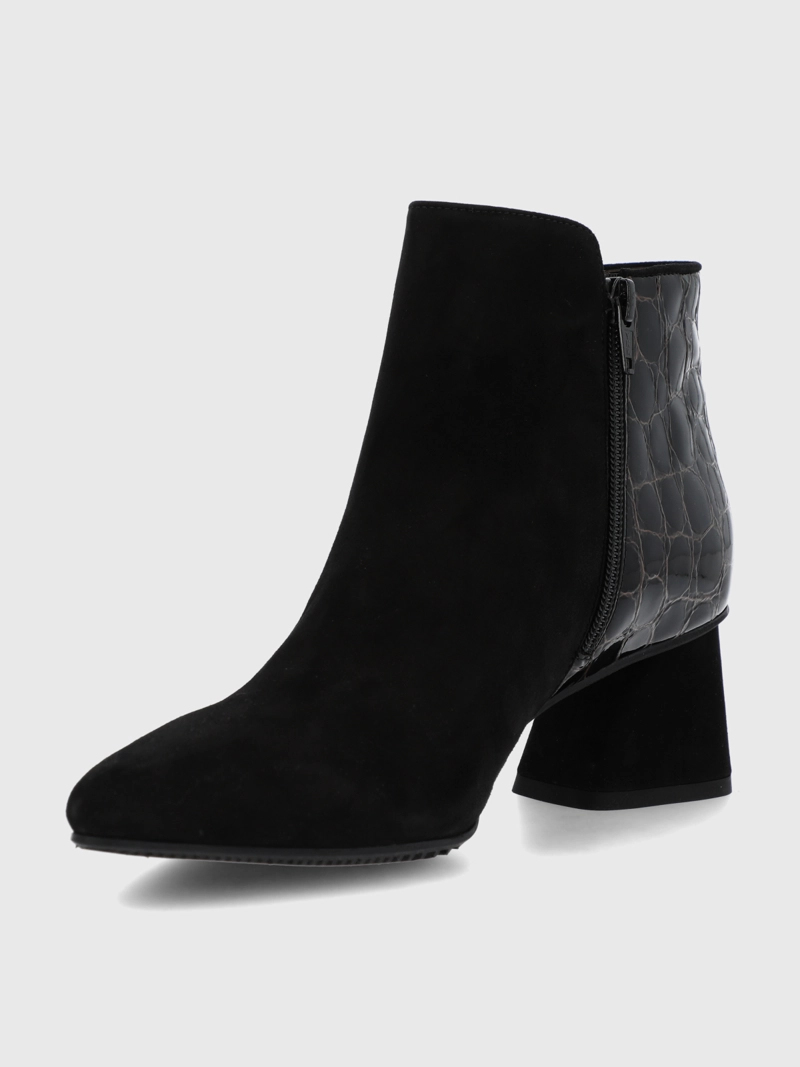 BOTIN BRUNATE CUERO MUJER NAVILLE NEGRO HUSH PUPPIES - 6