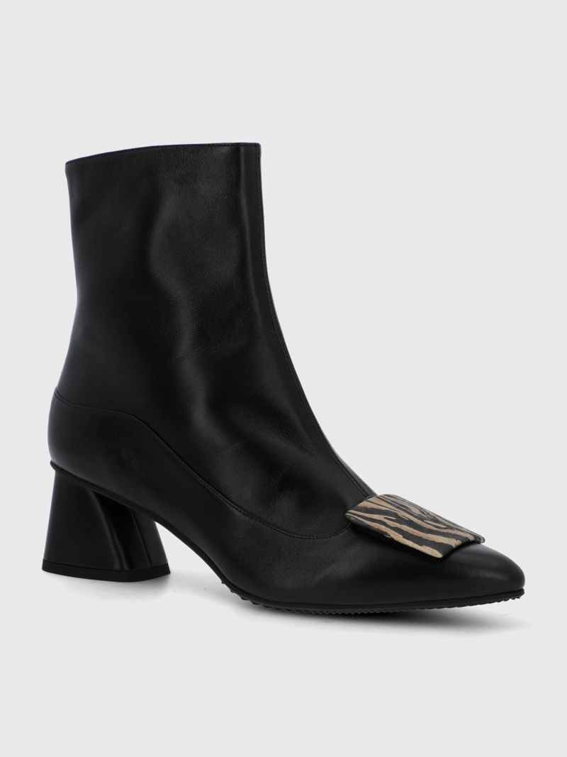 BOTIN BRUNATE CUERO MUJER BERTANI NEGRO HUSH PUPPIES - 1