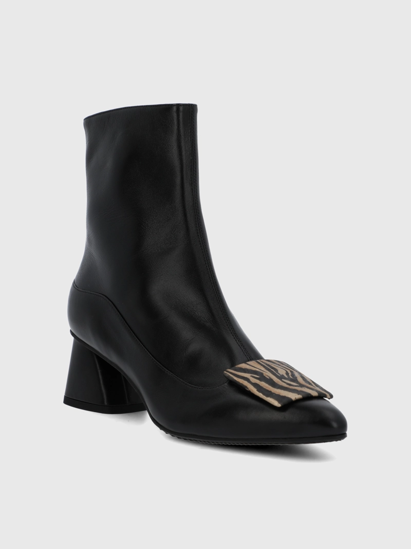 BOTIN BRUNATE CUERO MUJER BERTANI NEGRO HUSH PUPPIES - 2