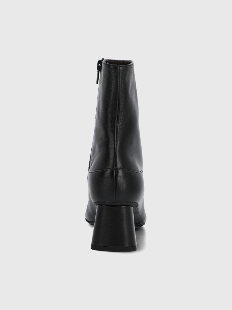 BOTIN BRUNATE CUERO MUJER BERTANI NEGRO HUSH PUPPIES - 8